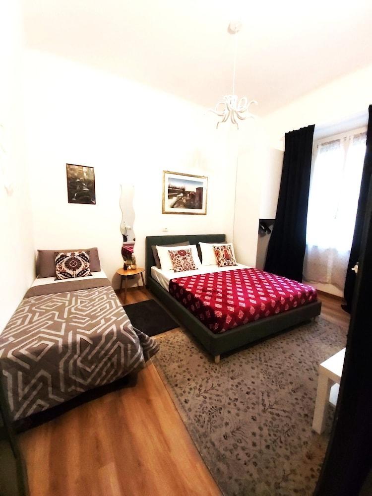 Caserina Lux Roma Room Type - Triple Room