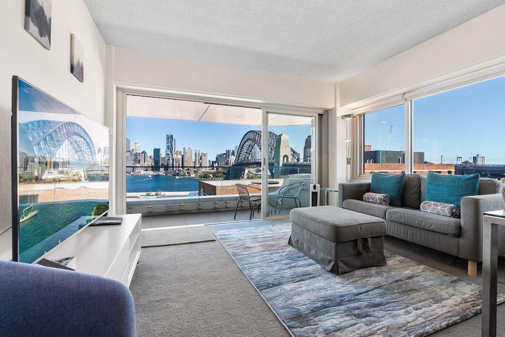 Dream Views of Sydney CBD Room Type - House