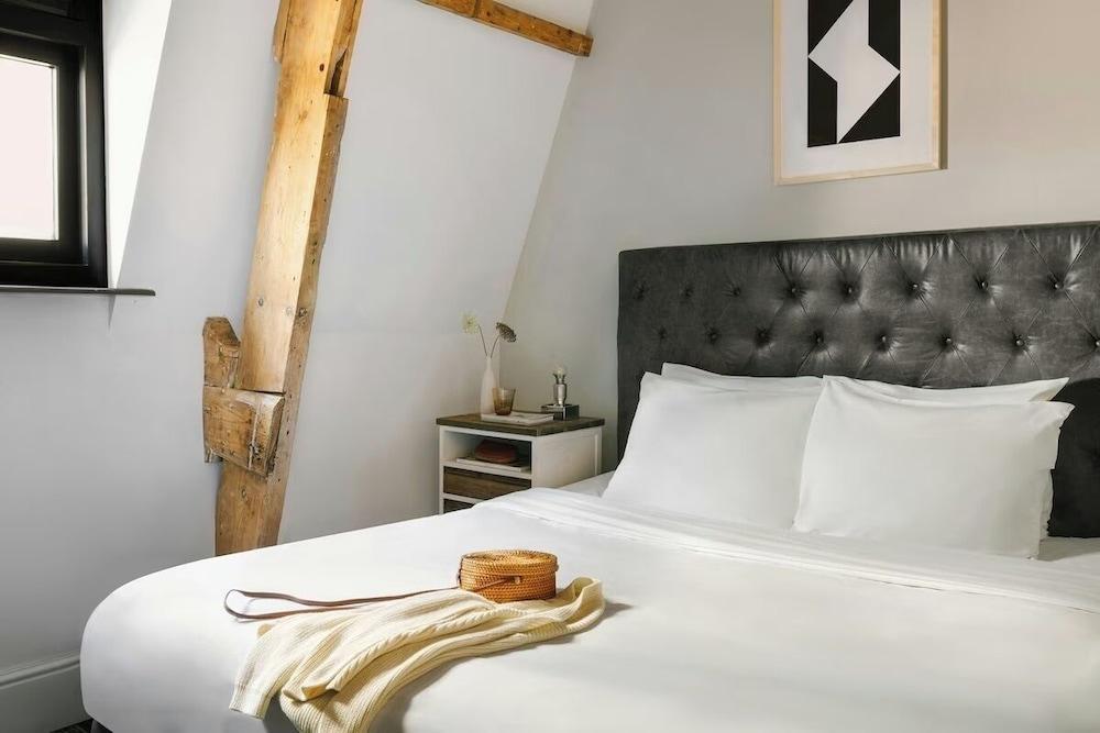 S&A Vondel Park Hotel Room Type - Superior Double Room
