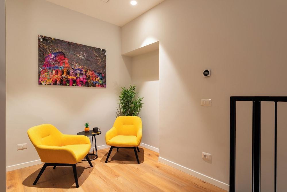 Major House Apartments - Tap to explore photos