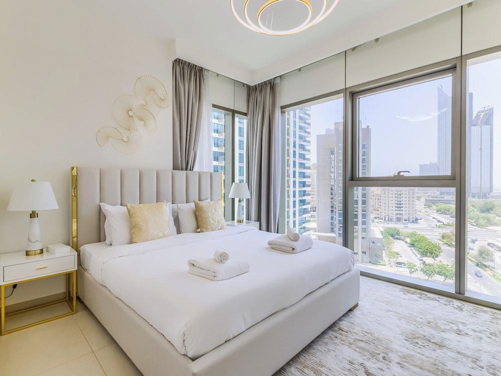 Downtown Views Residences - Downtown DXB Room Type - Luxury Apartment, Balcony, City View Downtown Views Residences - Downtown DXB Room Type - Luxury Apartment, Balcony, City View