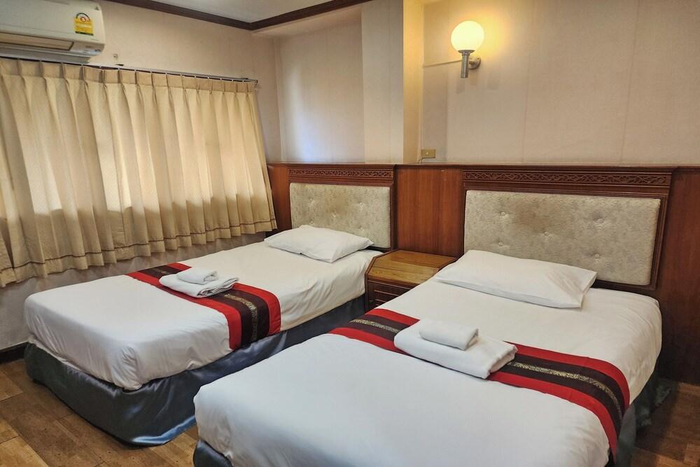 Suan Sunandha Palace Hotel Room Type - Standard Room