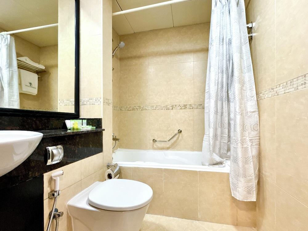 Cosmos Living Delightful Studio with Balcony Room Type - Superior Apartment, City View