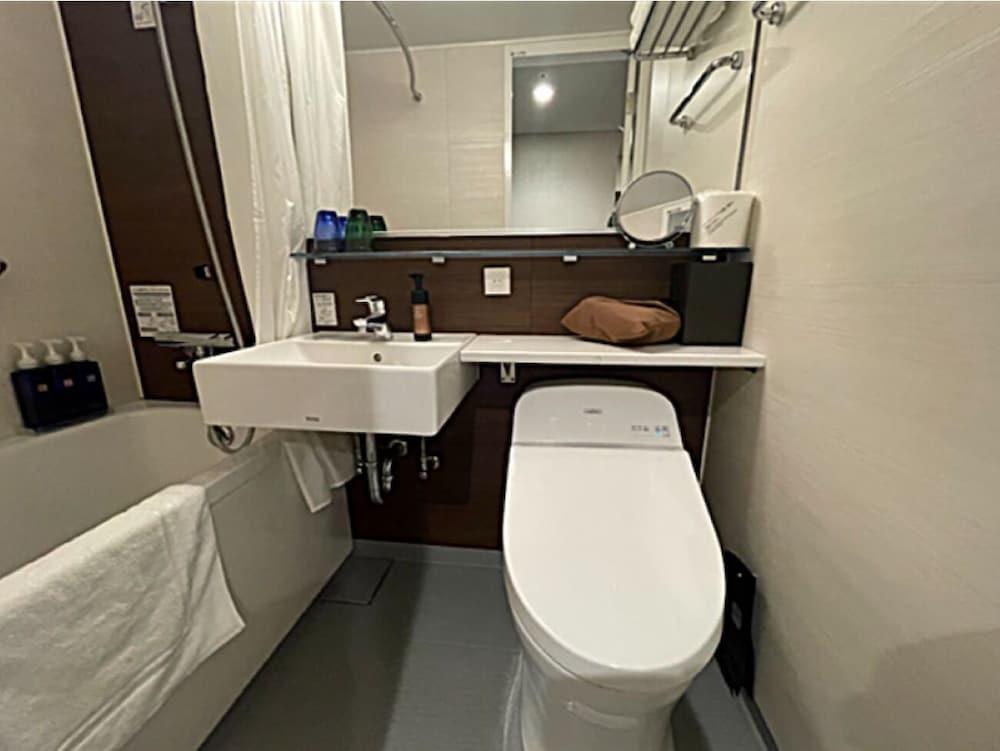 BOOK HOTEL JIMBOCHO - Tap to explore photos