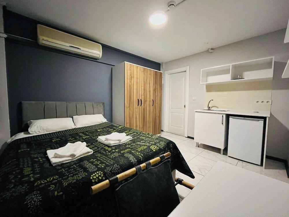 Digital Nomad House - Tap to explore photos