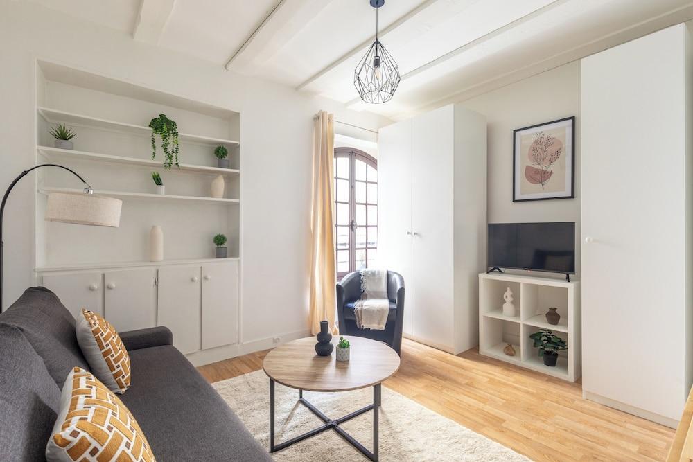 Studio cozy à Grenelle - Tap to explore photos