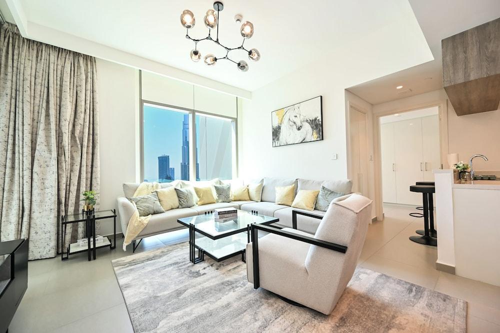 Burj Khalifa View - 2 BR - PS5 - Pool - Tap to explore photos