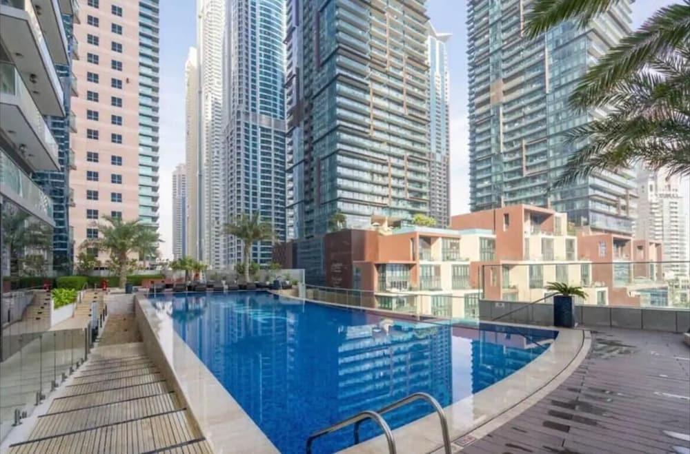 High End Luxury Stay with Full Palm Jumeirah View - Tap to explore photos