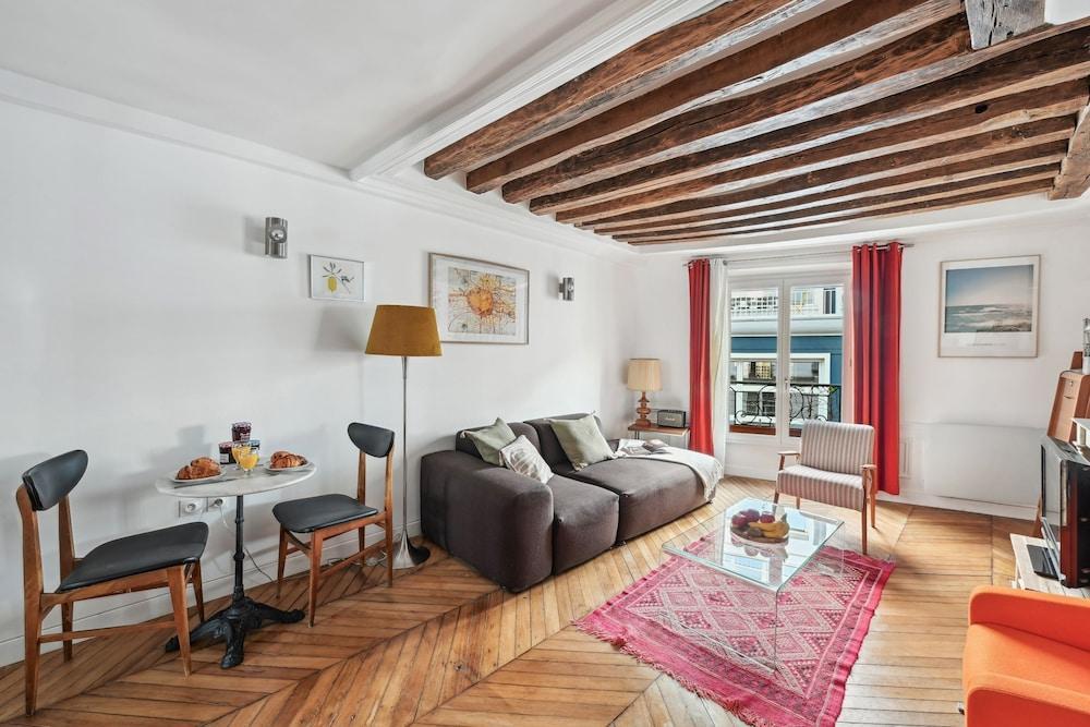 Lovely 1BR Near Quartier Montorgueil Room Type - City Apartment, 1 Double Bed, Non Smoking, City View