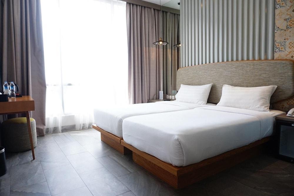 Ana Hotel Jakarta - Tap to explore photos