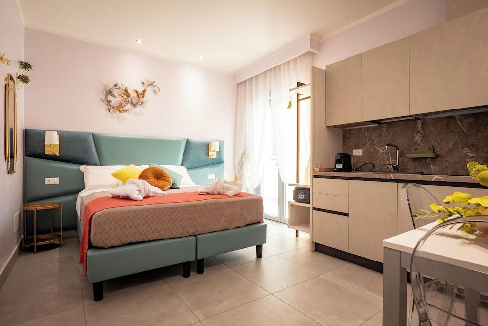 Twins Royal Suite Room Type - Classic Studio