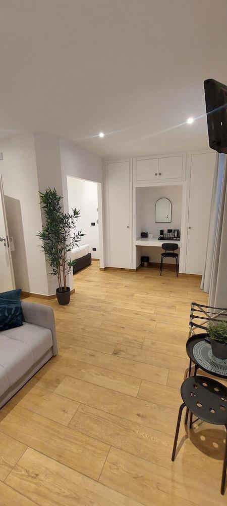 Casa Palmeri Room Type - Superior Triple Room