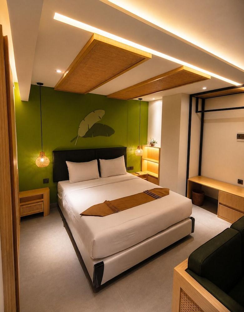 Hotel Sanctuary Slipi Room Type - Junior Room