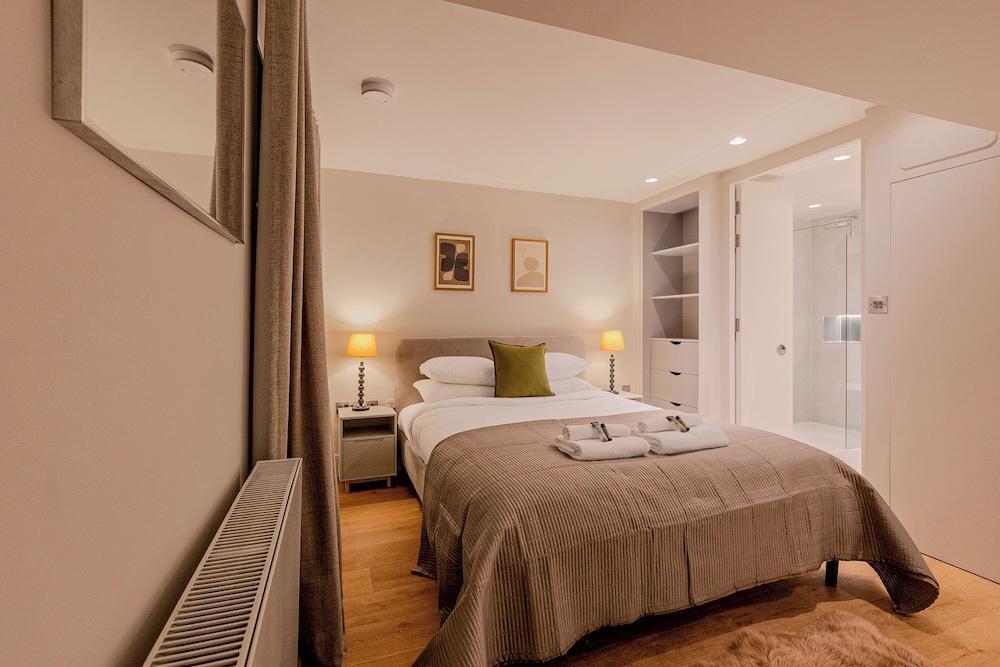Your Apartment - St. Paul's Room Type - Elite Apartment
