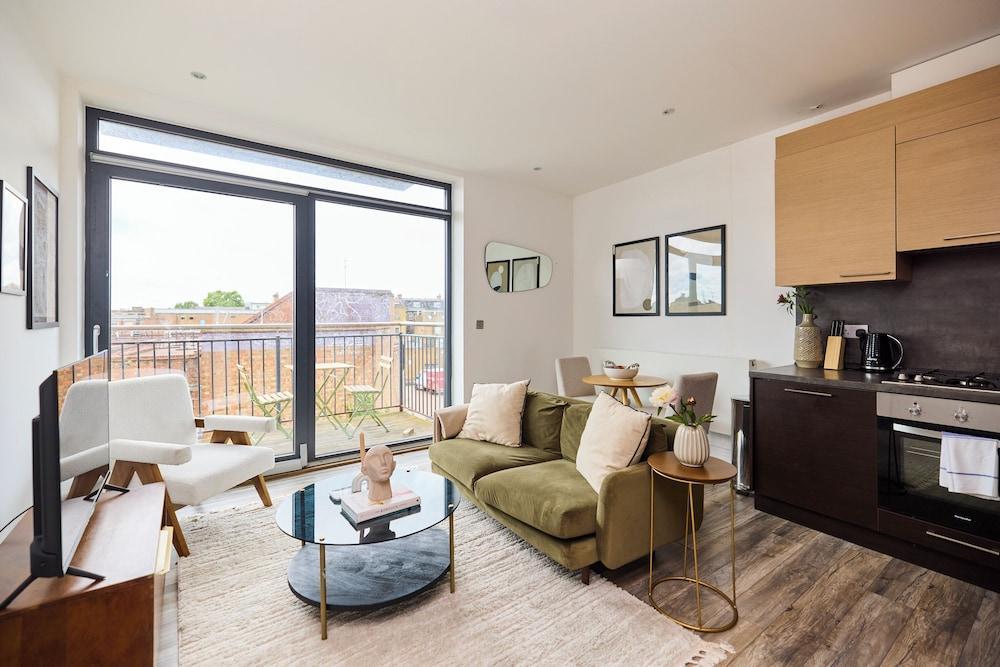 Manor Park One-Bed Escape