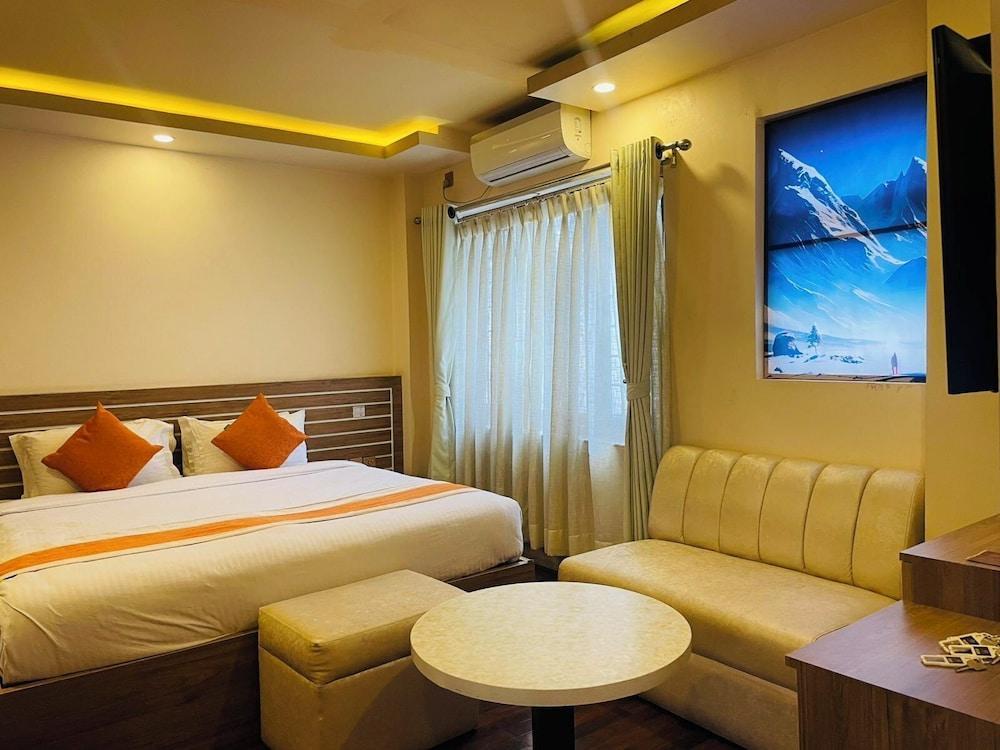 The Samrat Palace Room Type - Junior Suite, City View