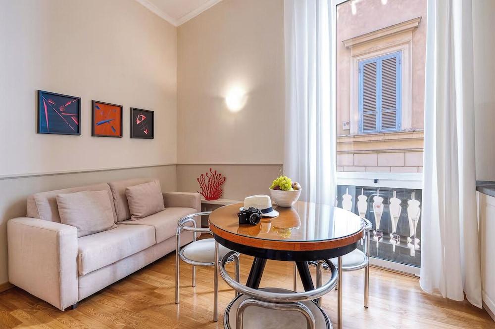 Navona Boutique House Room Type - Deluxe Condo
