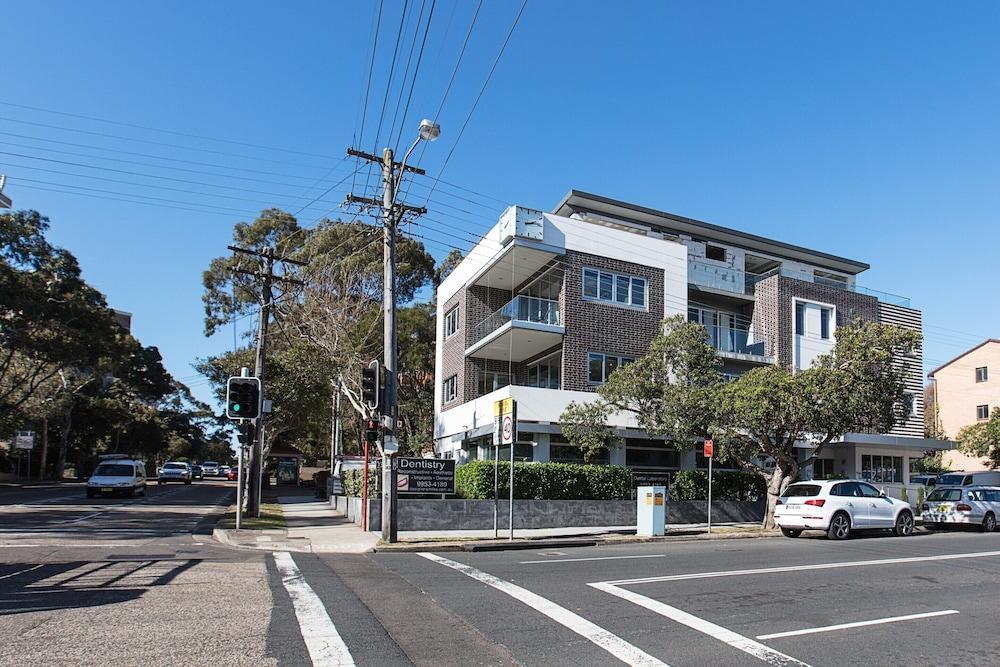 Spacious 2-bed Apartment Close to City