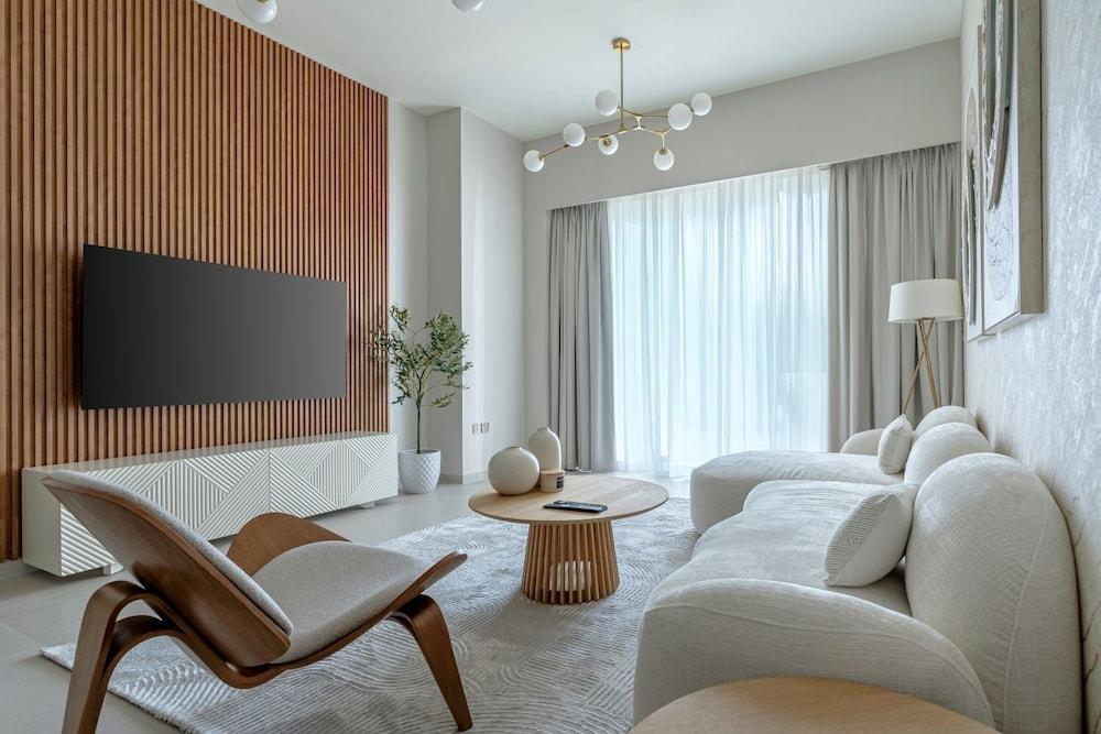 Luxurious - Grande Signature - Downtown Room Type - Luxury Apartment, Balcony, City View