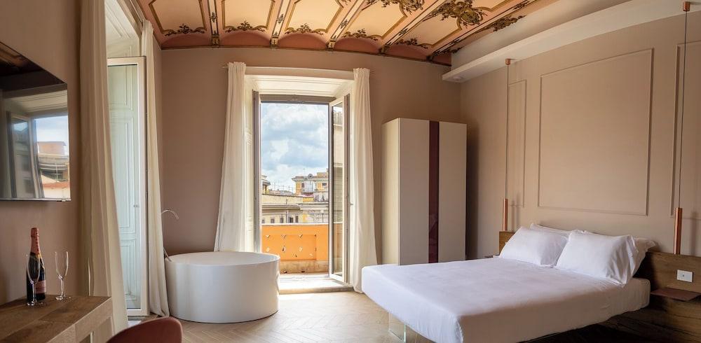 GV Suite Collection Room Type - Luxury Double Room, Balcony, City View