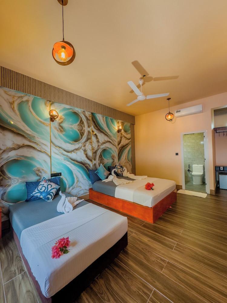 Ari Stay Thoddoo Room Type - Family Room
