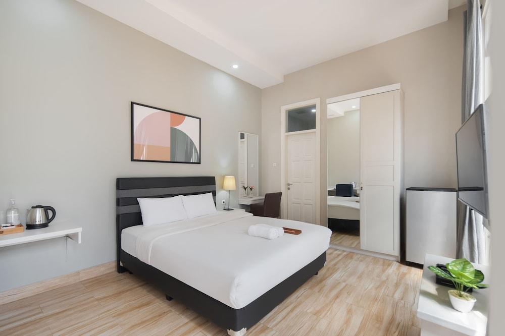Cove La Maison Room Type - Premium Room