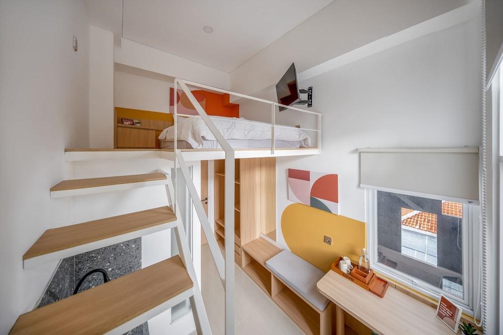 Cove Rhys Living Room Type - Standard Double Room, City View Cove Rhys Living Room Type - Standard Double Room, City View