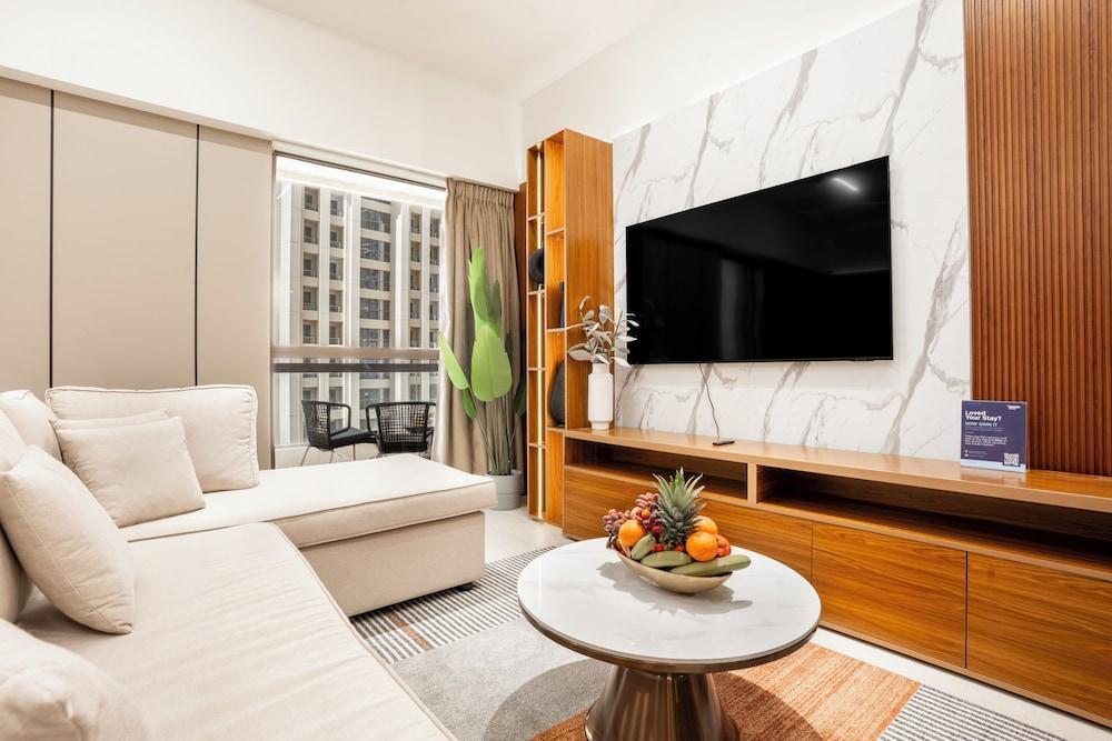 EDEN'S Homes & Villas - Seashell JBR Room Type - Luxury Apartment, 2 Bedrooms, Non Smoking, Sea View