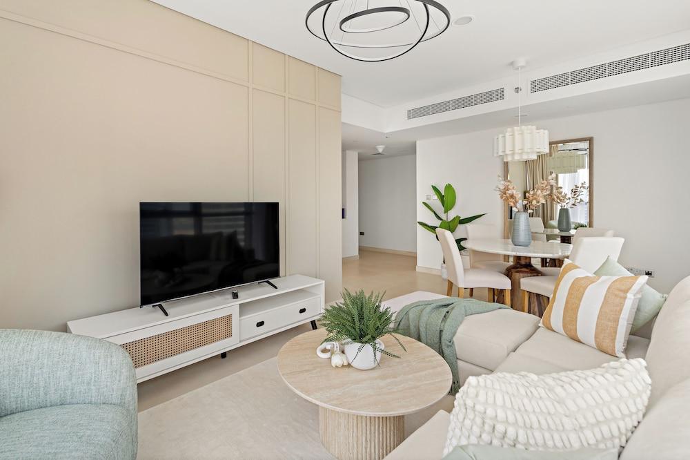 Silkhaus Radiant Viewz 1 Room Type - Senior Apartment