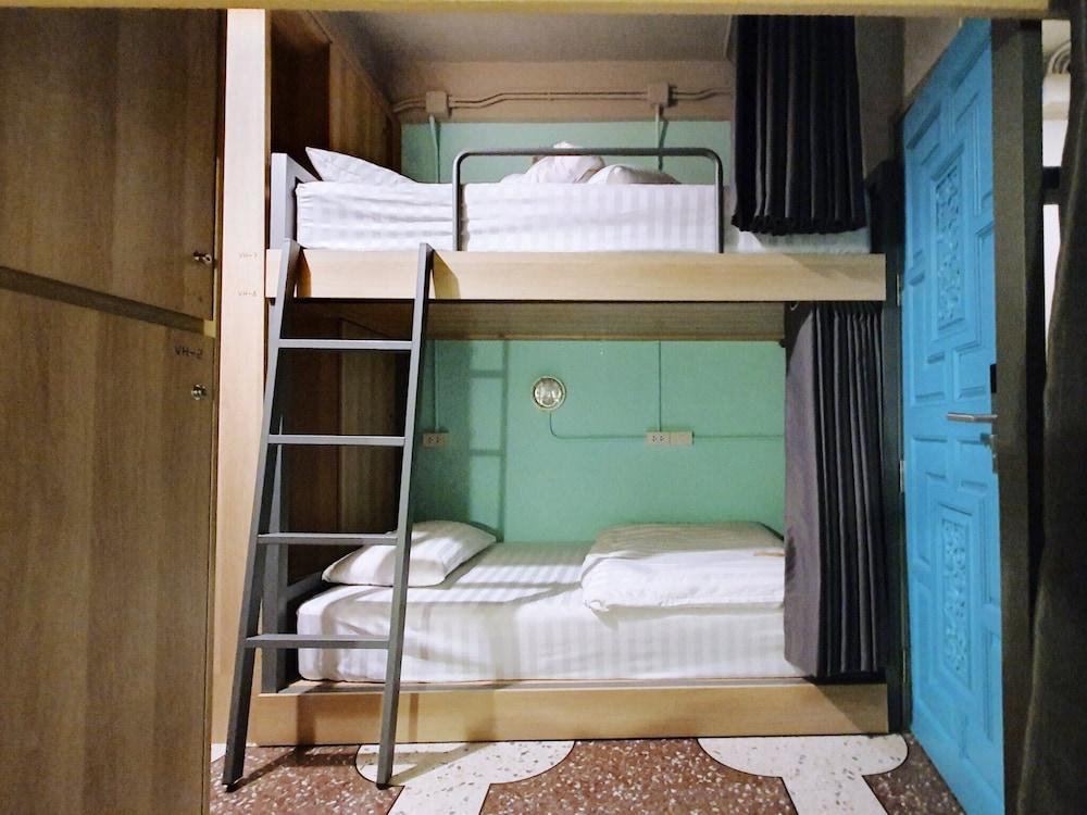Stash Hostel Room Type - Single Bed in Shared Dormitory