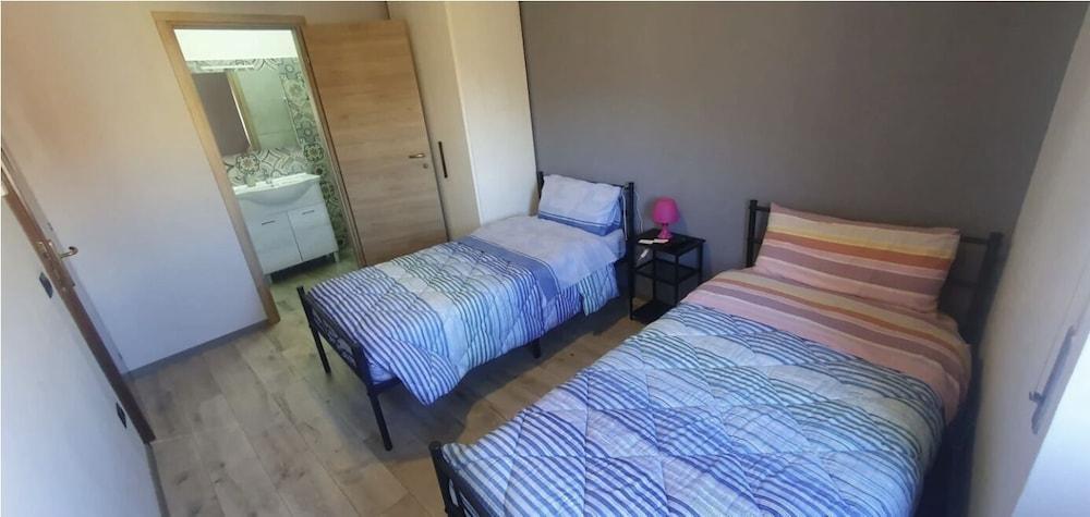 Hello Roma 2 Room Type - Twin Room