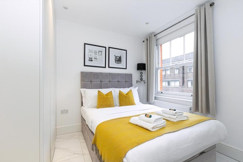 Stylish Studio Retreat in Trendy Marylebone - Tap to explore photos
