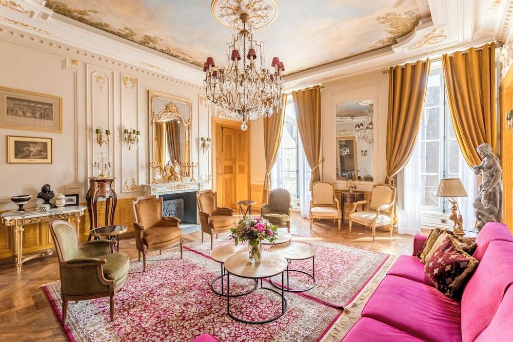 Merveil Signature Suite - Marais Braque Room Type - Apartment, Courtyard View Merveil Signature Suite - Marais Braque Room Type - Apartment, Courtyard View