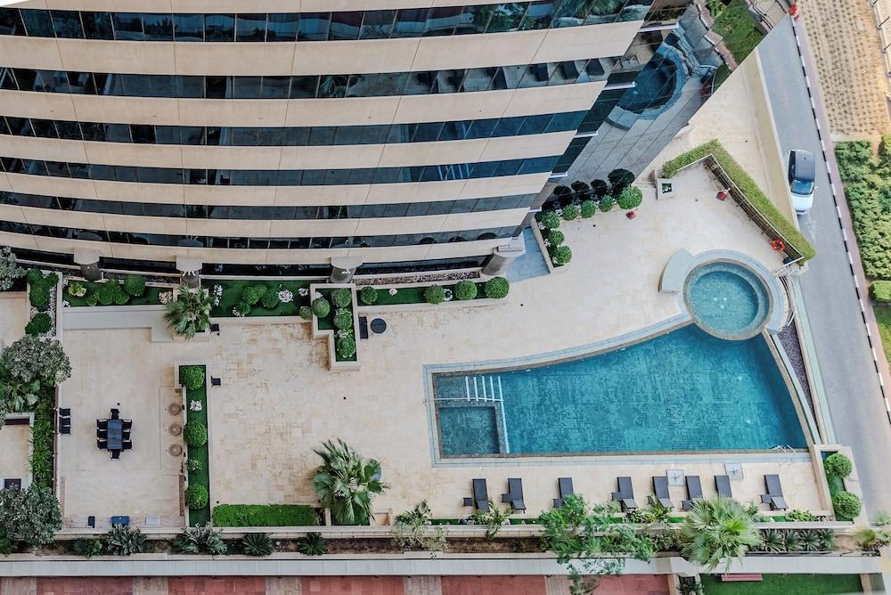 Elite Residences - Dubai Marina - Tap to explore photos