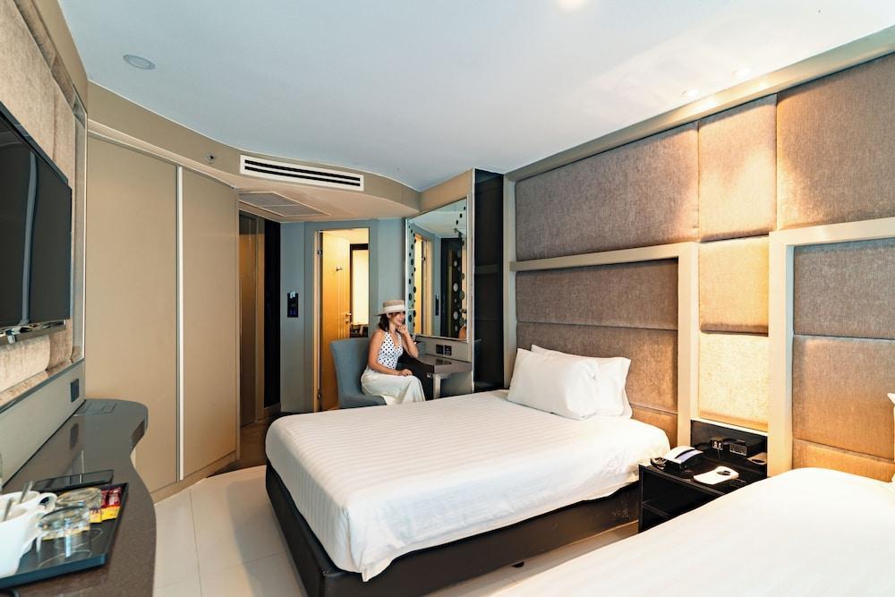 Vanko International Hotel Pattaya - Tap to explore photos