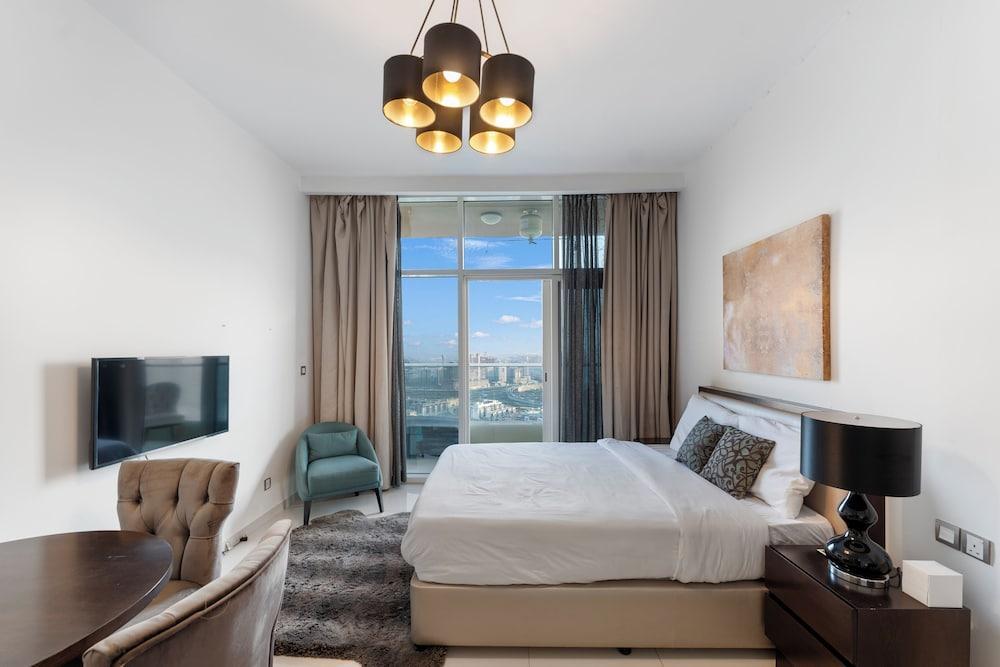High-Floor Studio Ghalia JVC Room Type - Comfort Studio, Balcony, City View