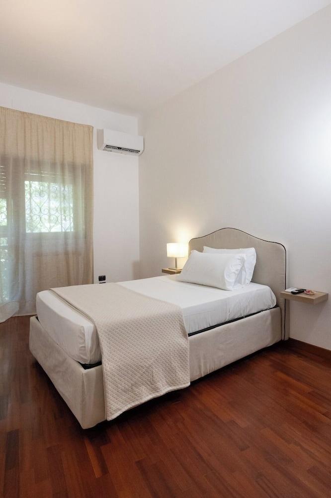 Residenza in Vaticano Roma Room Type - Basic Room, Balcony, Garden View