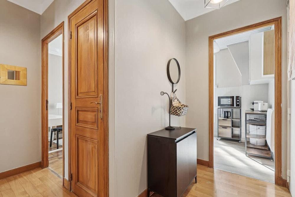 Warm Apartment - Montmartre - Mobility Lease - Tap to explore photos