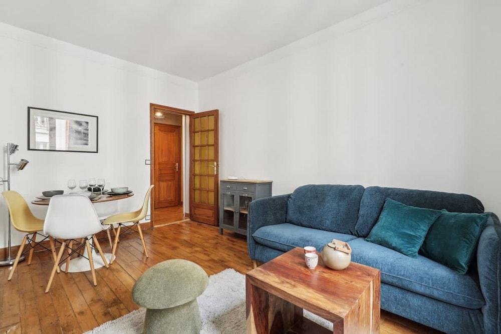 Warm Apartment - Montmartre - Mobility Lease - Tap to explore photos