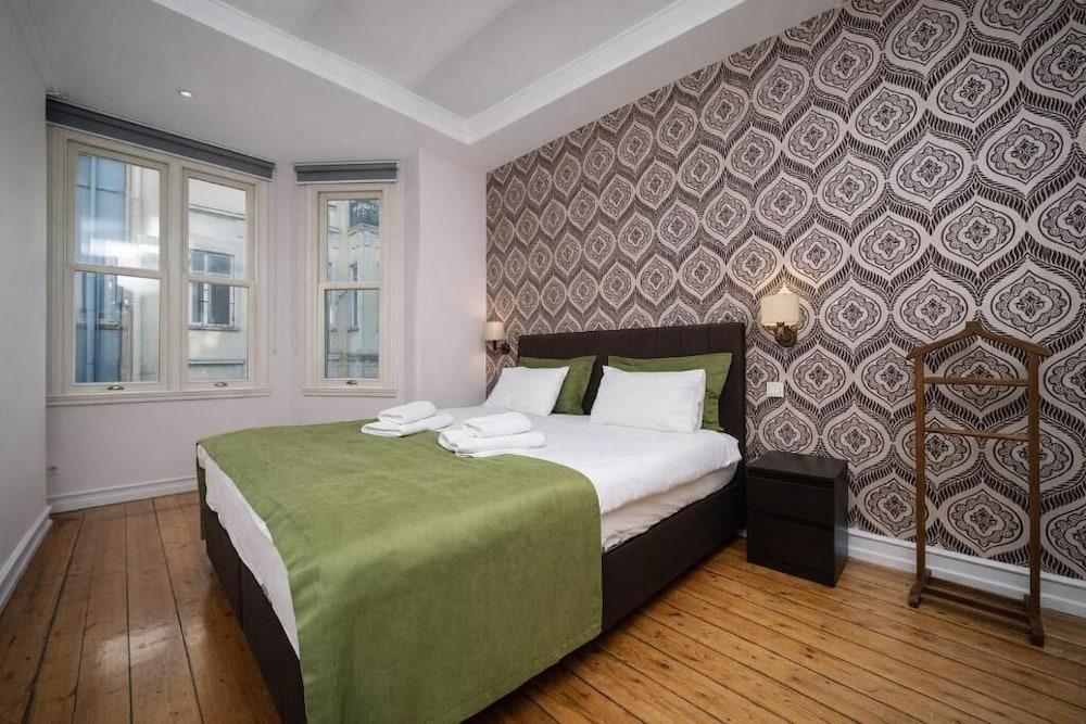 Galata Maison by Guest Teori