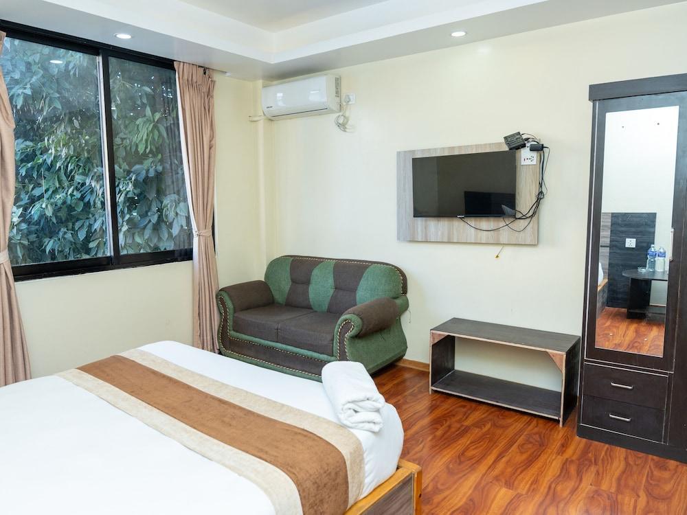 Yangchhen Peace Home Bed & Breakfast - Tap to explore photos