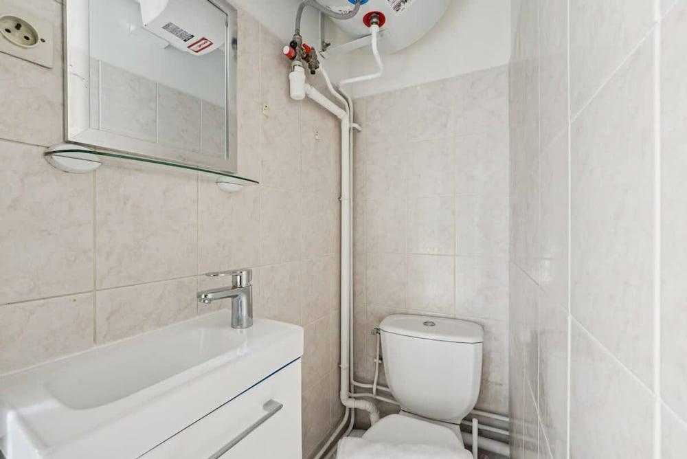 Cozy Studio - Rue Saint Maur - Mobility Lease - Tap to explore photos