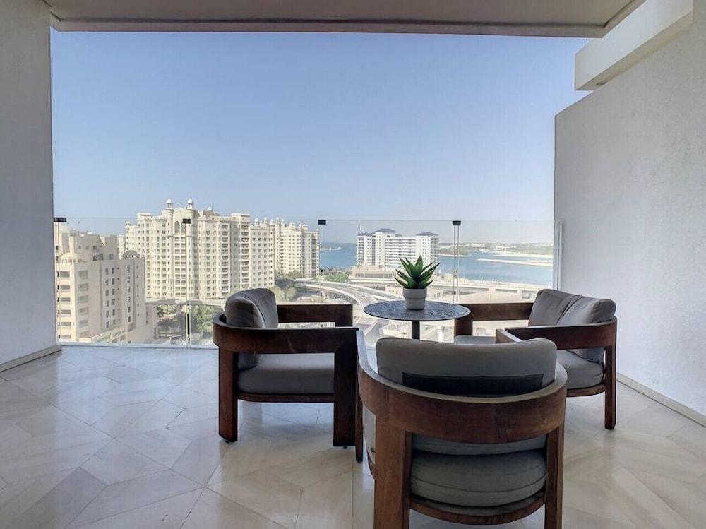 FIVE Palm Residences - Elegant Dubai Room Type - Luxury Apartment, 2 Bedrooms, Balcony, Courtyard View FIVE Palm Residences - Elegant Dubai Room Type - Luxury Apartment, 2 Bedrooms, Balcony, Courtyard View