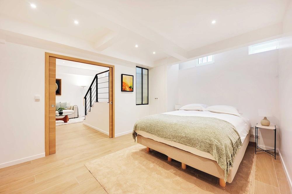 Exceptional Flat - 3bd/8p - Trocadero - Tap to explore photos