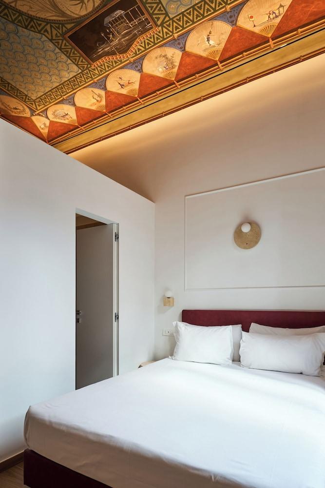 Fantini Rooms- Fori Imperiali Room Type - Classic Double Room, City View