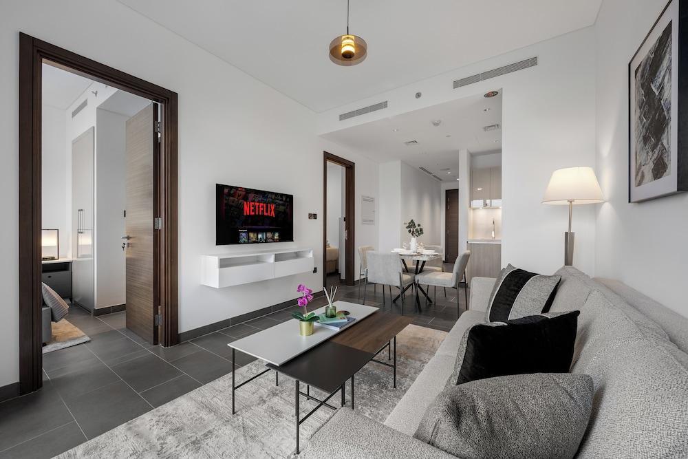 Modern 1BR with Balcony Sobha Hartland - Tap to explore photos