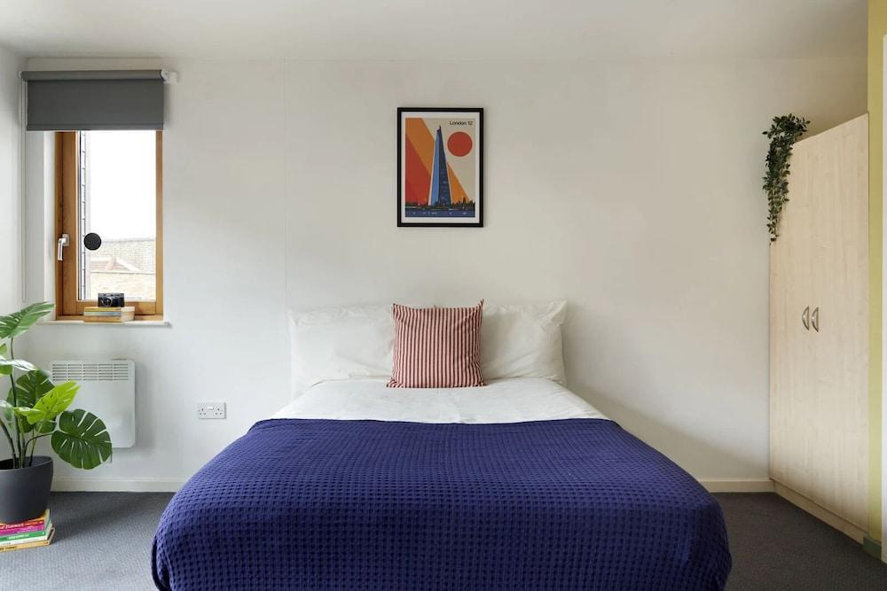 Students Only - Central London Student Accommodation - Tap to explore photos