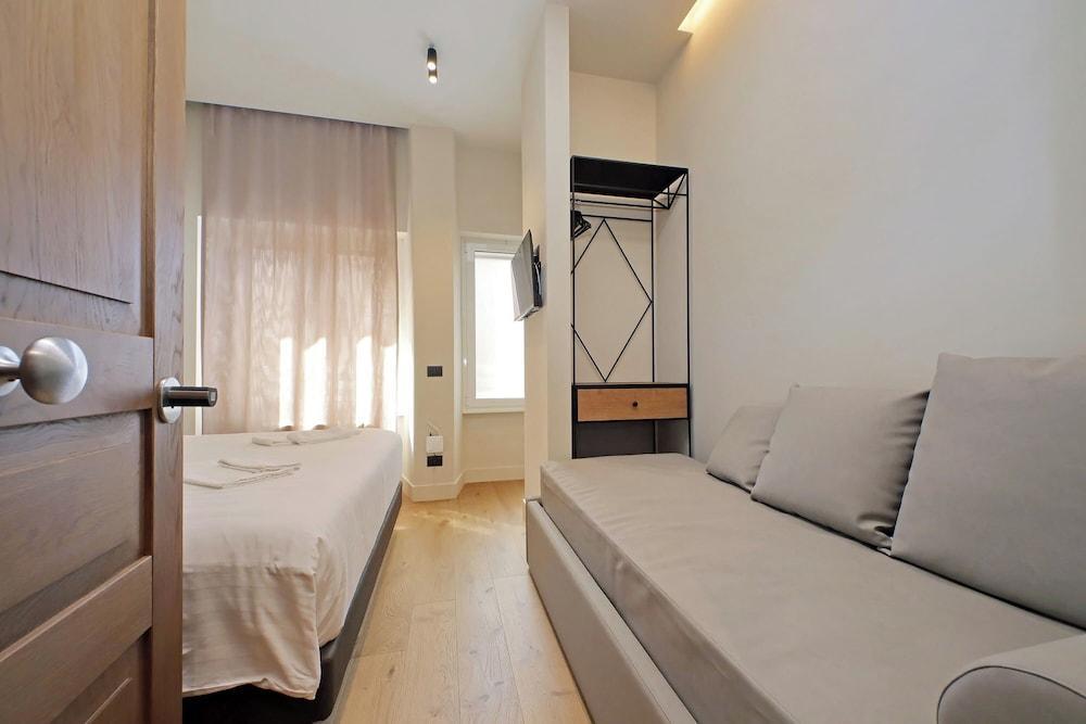 The Place Gallia Room Type - Superior Double Room, Courtyard View The Place Gallia Room Type - Superior Double Room, Courtyard View