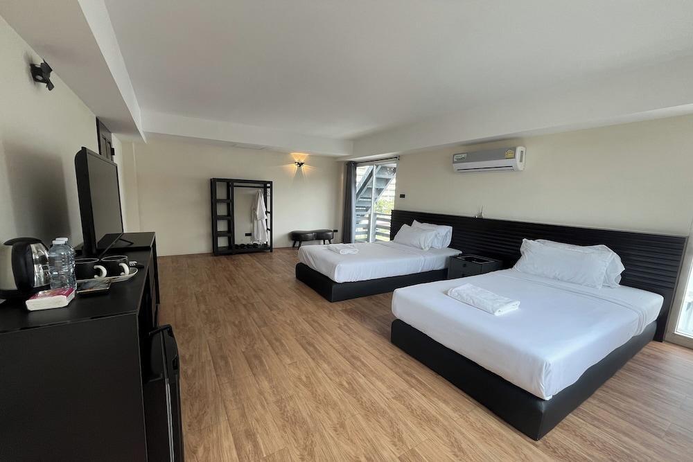 VS Beachfront Room Type - Grand Twin Room