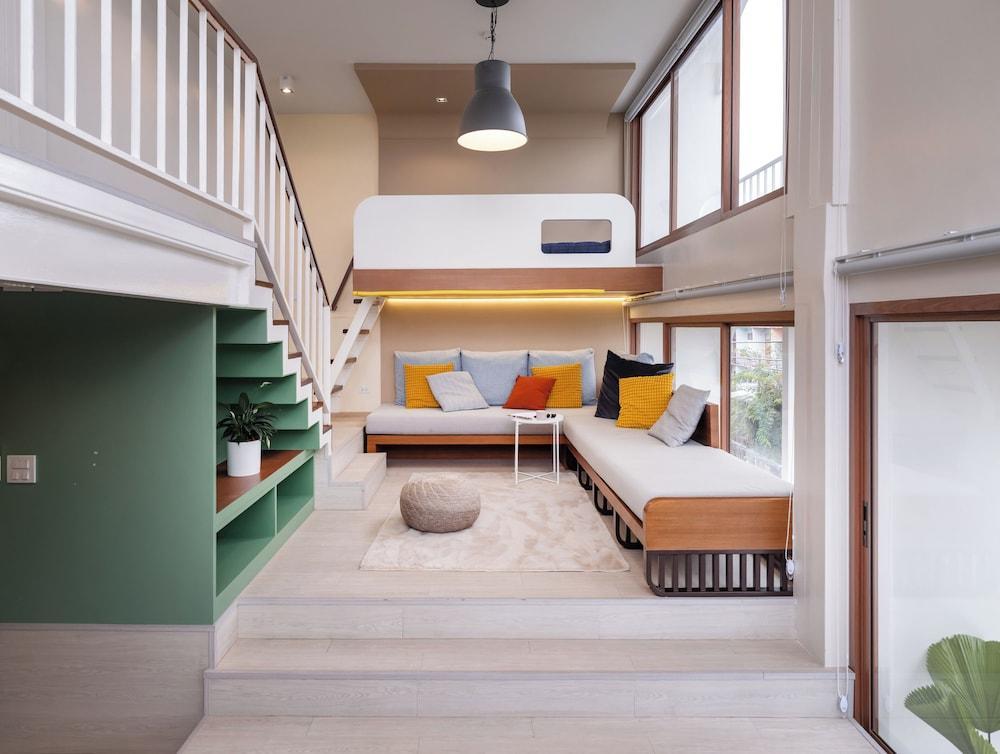 Bedtime Storeys Room Type - Executive Apartment, 4 Bedrooms, City View Bedtime Storeys Room Type - Executive Apartment, 4 Bedrooms, City View